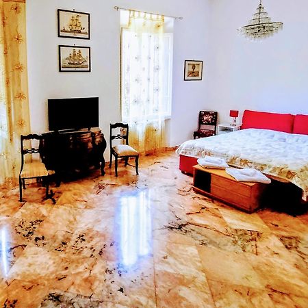 Gabry'S Home Three-Bedroom Big Apartment Near City Center & Train Station To Pisa And Florence & Ferries To Sardegna Corsica Livorno Luaran gambar