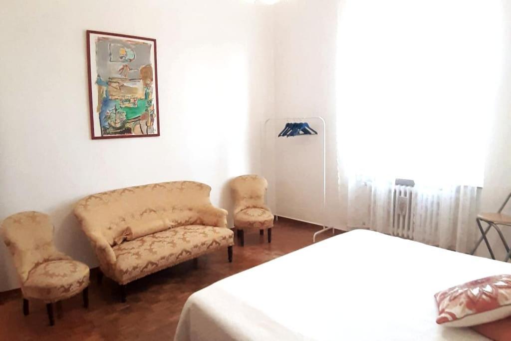 Gabry'S Home Three-Bedroom Big Apartment Near City Center & Train Station To Pisa And Florence & Ferries To Sardegna Corsica Livorno Luaran gambar