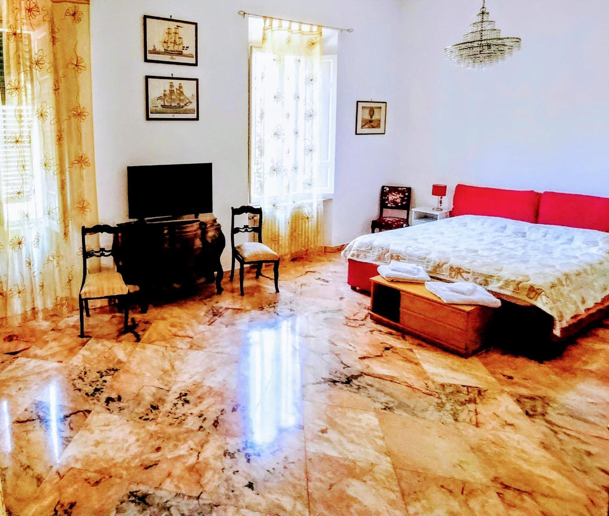 Gabry'S Home Three-Bedroom Big Apartment Near City Center & Train Station To Pisa And Florence & Ferries To Sardegna Corsica Livorno Luaran gambar